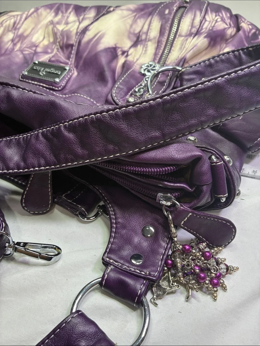 Angel Kiss 2 Top Zipper, Multi pocket Handbag Purse, Adjustable Straps - Picture 6 of 14